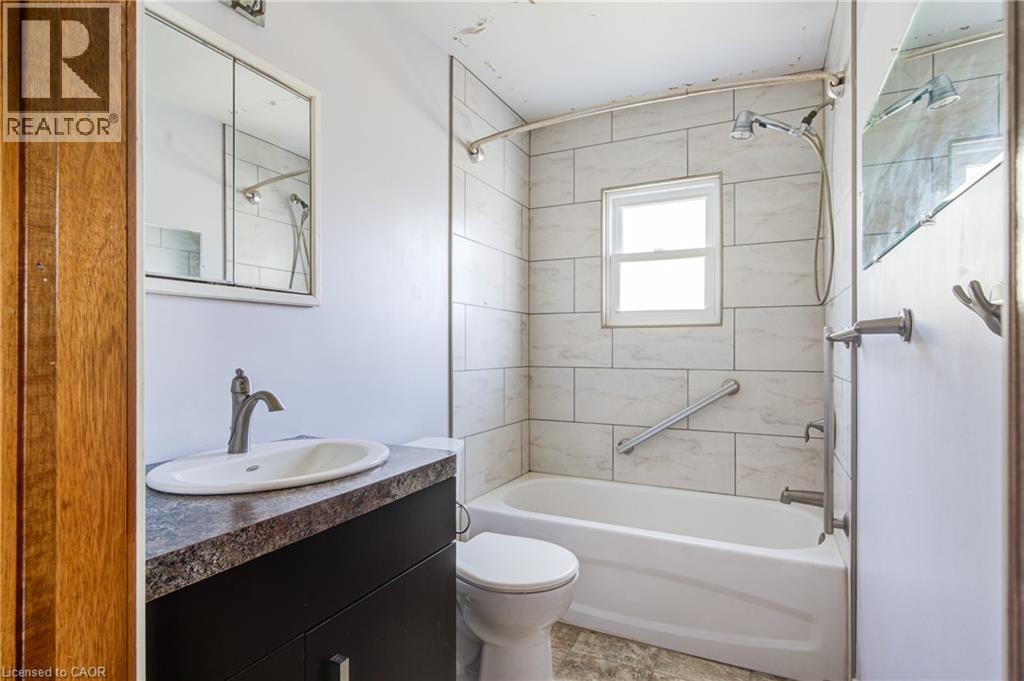 189 Cardigan Street, Woodstock, Ontario  N4S 1Z3 - Photo 17 - 40772810