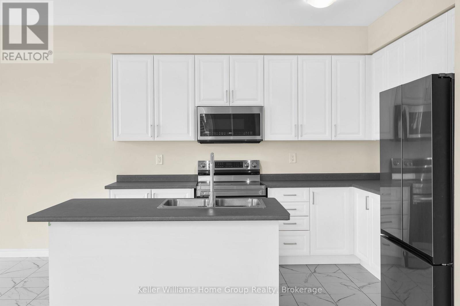 71 Concord Drive, Thorold (Rolling Meadows), Ontario  L2V 0K8 - Photo 13 - X12423768