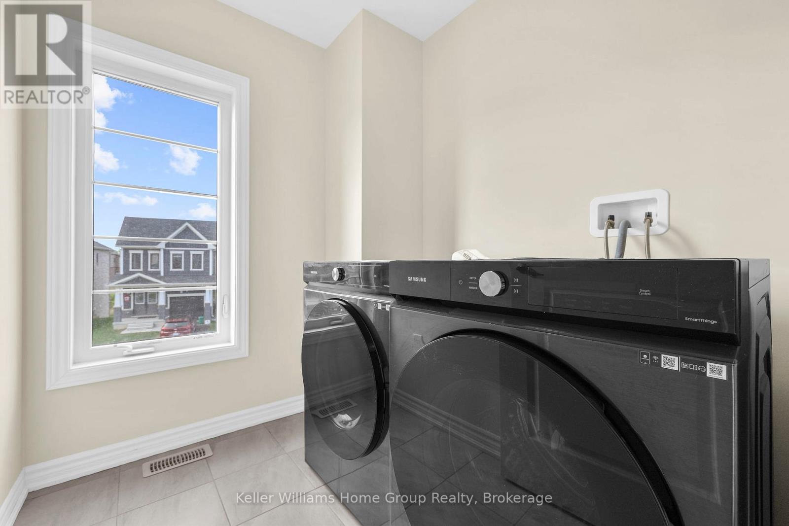 71 Concord Drive, Thorold (Rolling Meadows), Ontario  L2V 0K8 - Photo 35 - X12423768