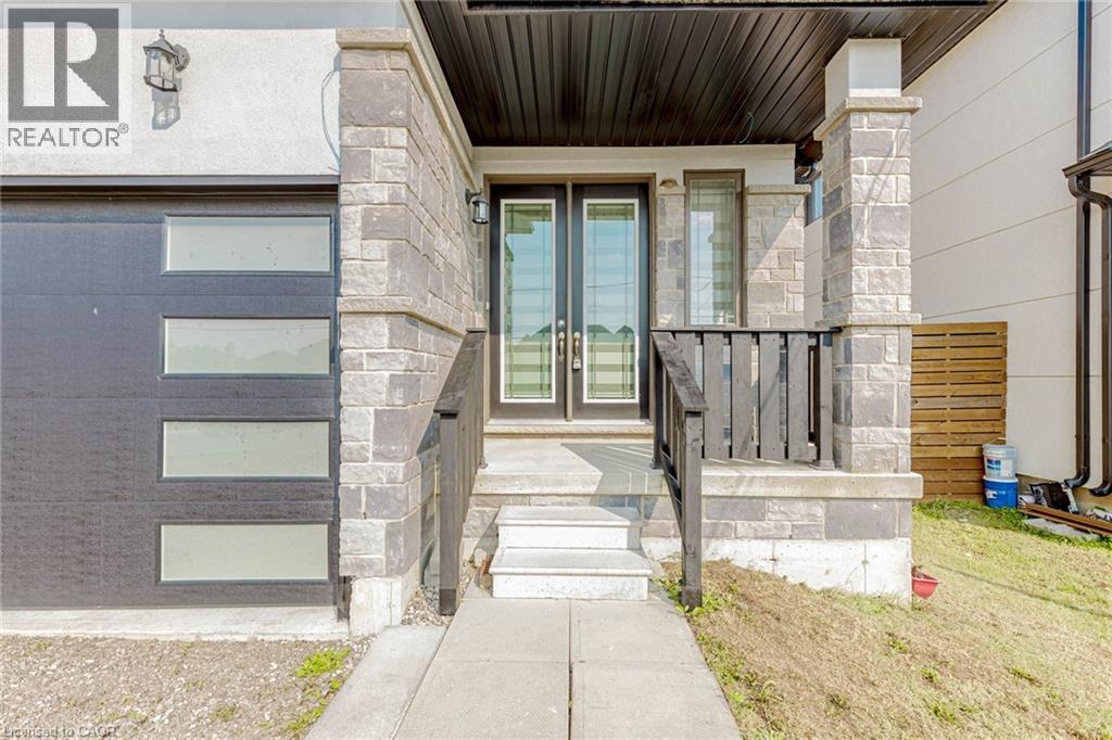 61 Eleanor Avenue, Hamilton, Ontario  L8W 1C7 - Photo 2 - 40769385