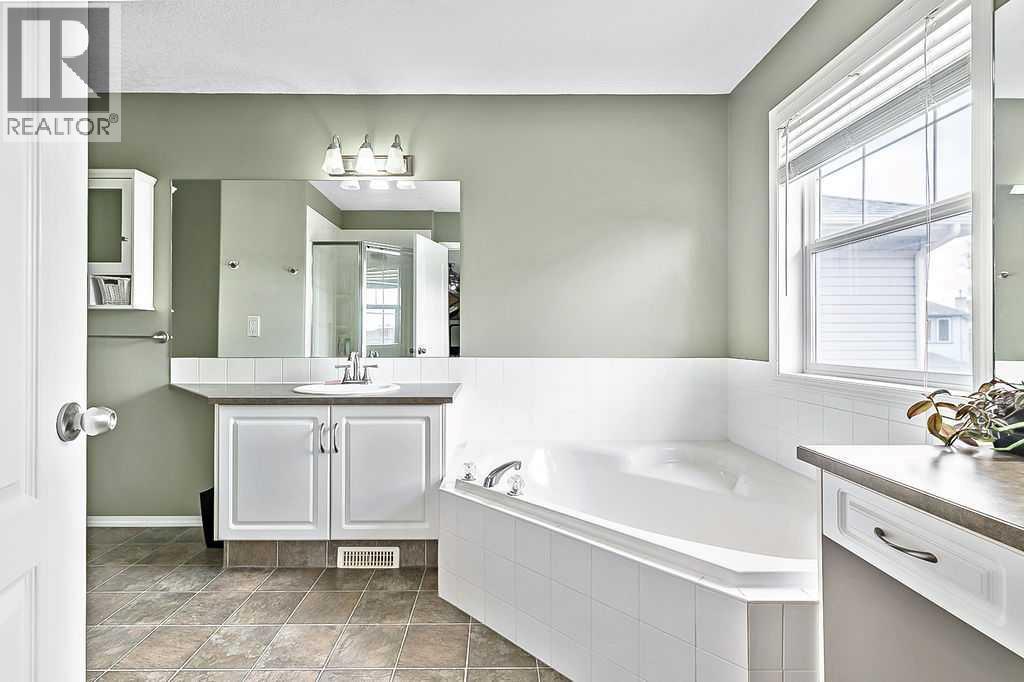 83 Crystalridge Close, Okotoks, Alberta  T1S 1W5 - Photo 22 - A2257172