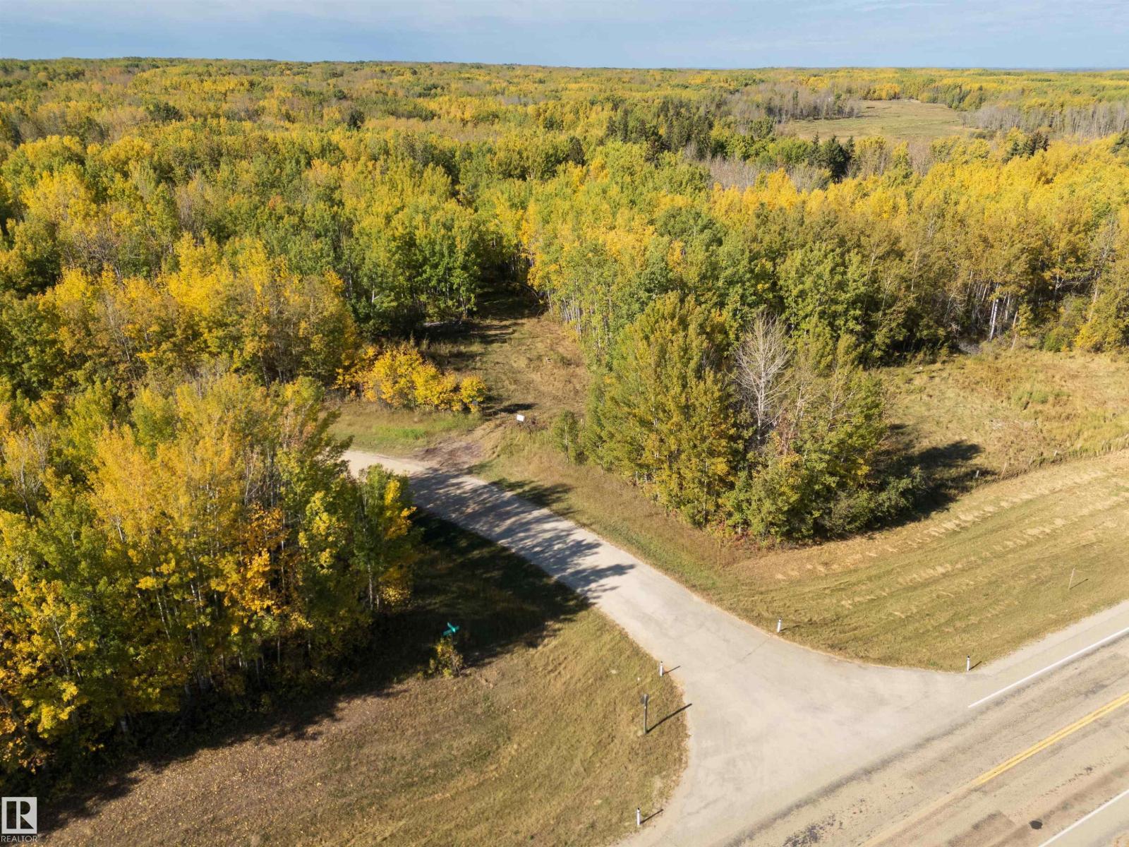 Range 33 Hwy 33, Rural Lac Ste. Anne County, Alberta