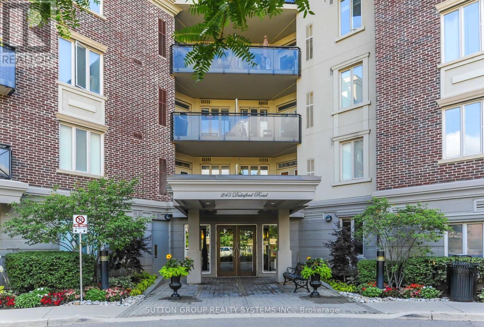 303 - 245 Dalesford Road, Toronto (Stonegate-Queensway), Ontario  M8Y 4H7 - Photo 36 - W12423606