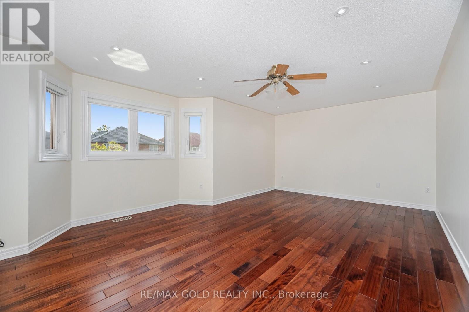 30 Golden Eagle Road, Brampton, Ontario  L6R 1Z4 - Photo 18 - W12423631