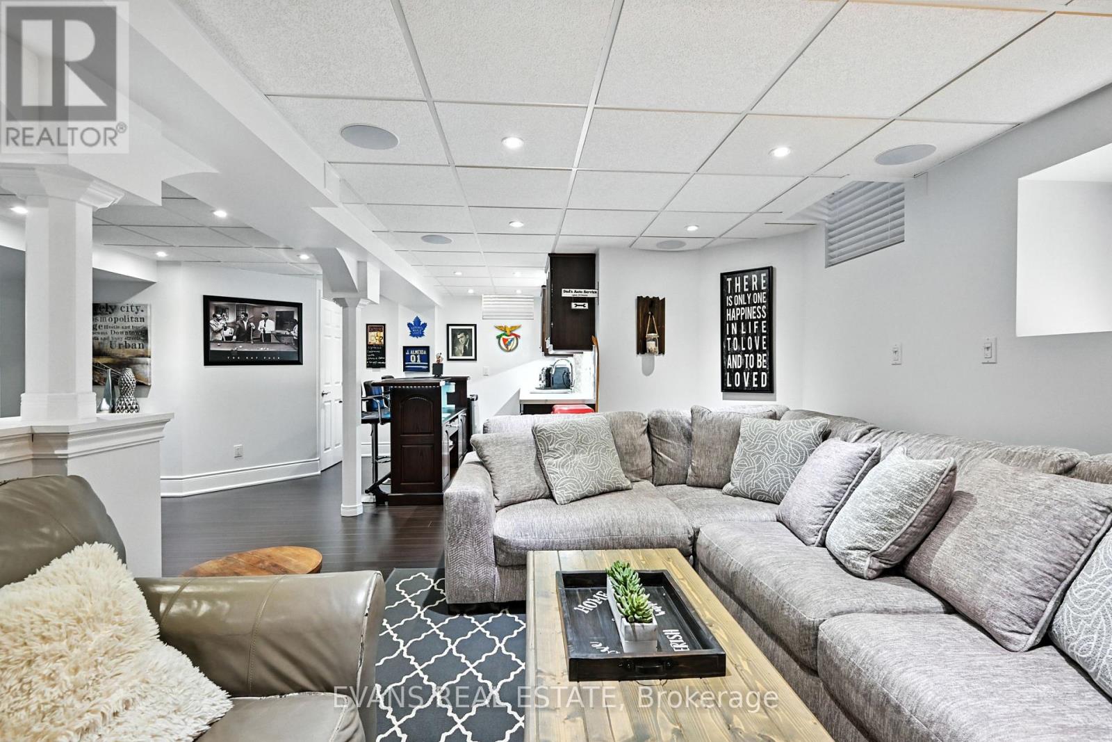 2135 Deer Park Road, Oakville, Ontario  L6M 3X4 - Photo 35 - W12423650