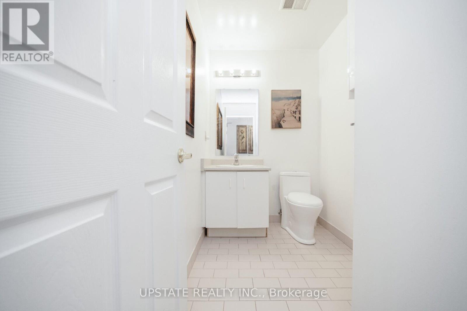 1206 - 25 Agnes Street, Mississauga, Ontario  L5B 3X7 - Photo 21 - W12423693