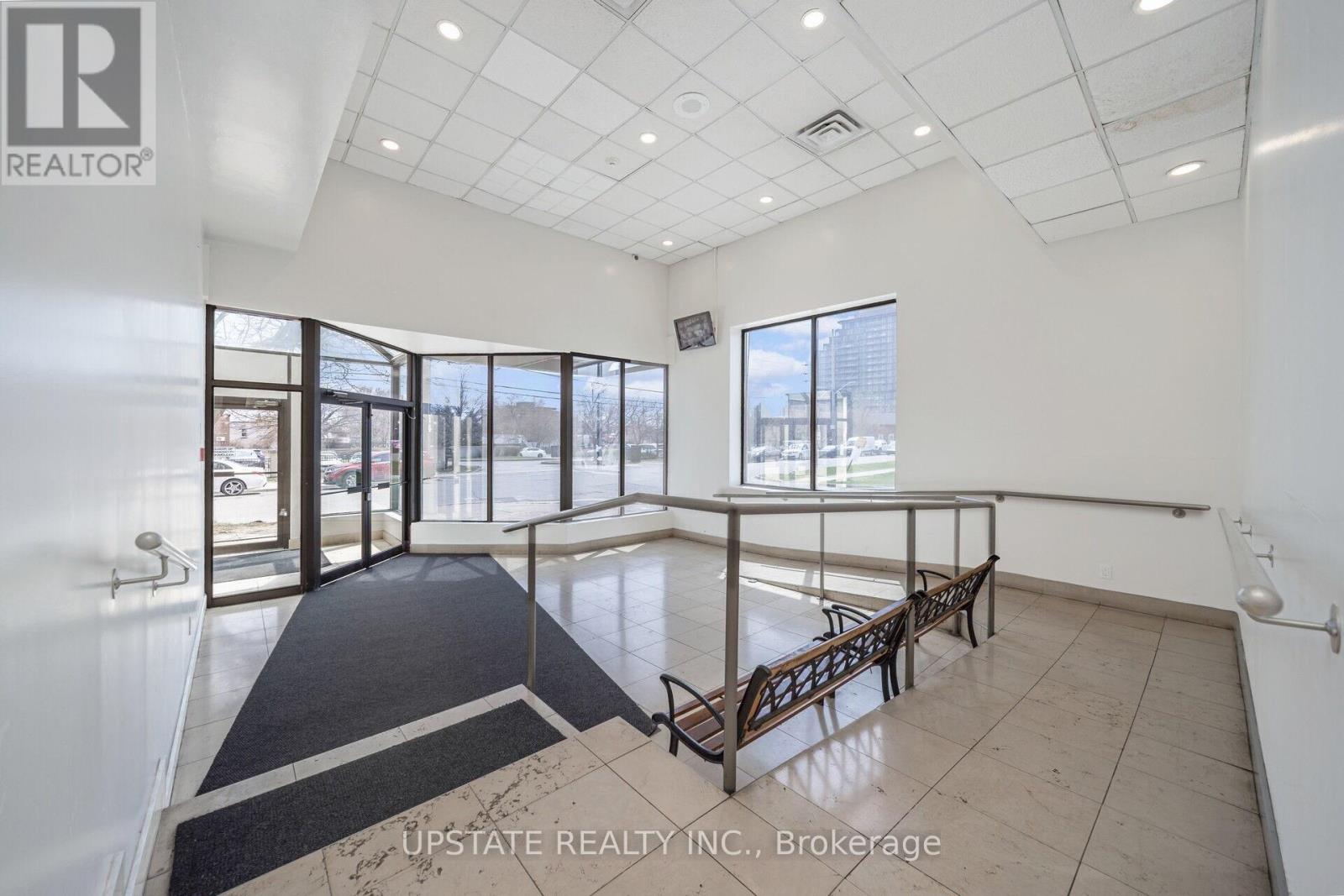 1206 - 25 Agnes Street, Mississauga, Ontario  L5B 3X7 - Photo 4 - W12423693