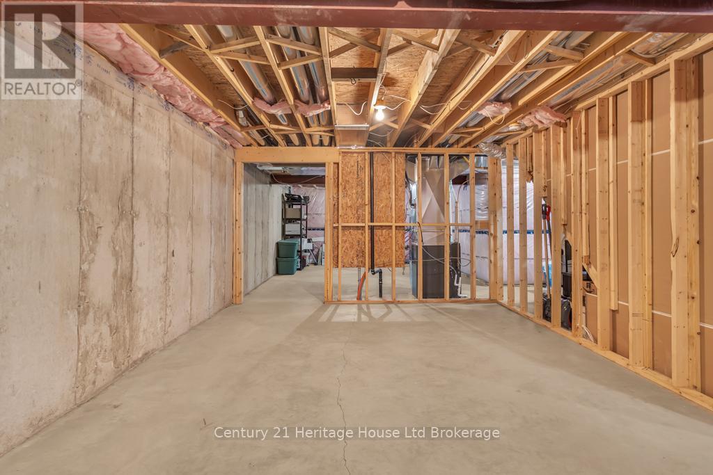 3 - 35 Chatfield Street, Ingersoll (Ingersoll - South), Ontario  N5C 0B3 - Photo 25 - X12423868