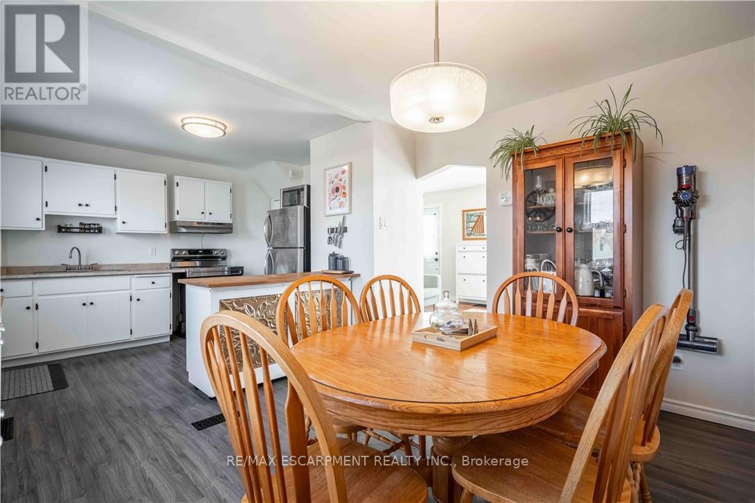 2279 King Street E, Hamilton, Ontario  L8K 1X5 - Photo 7 - X12423622