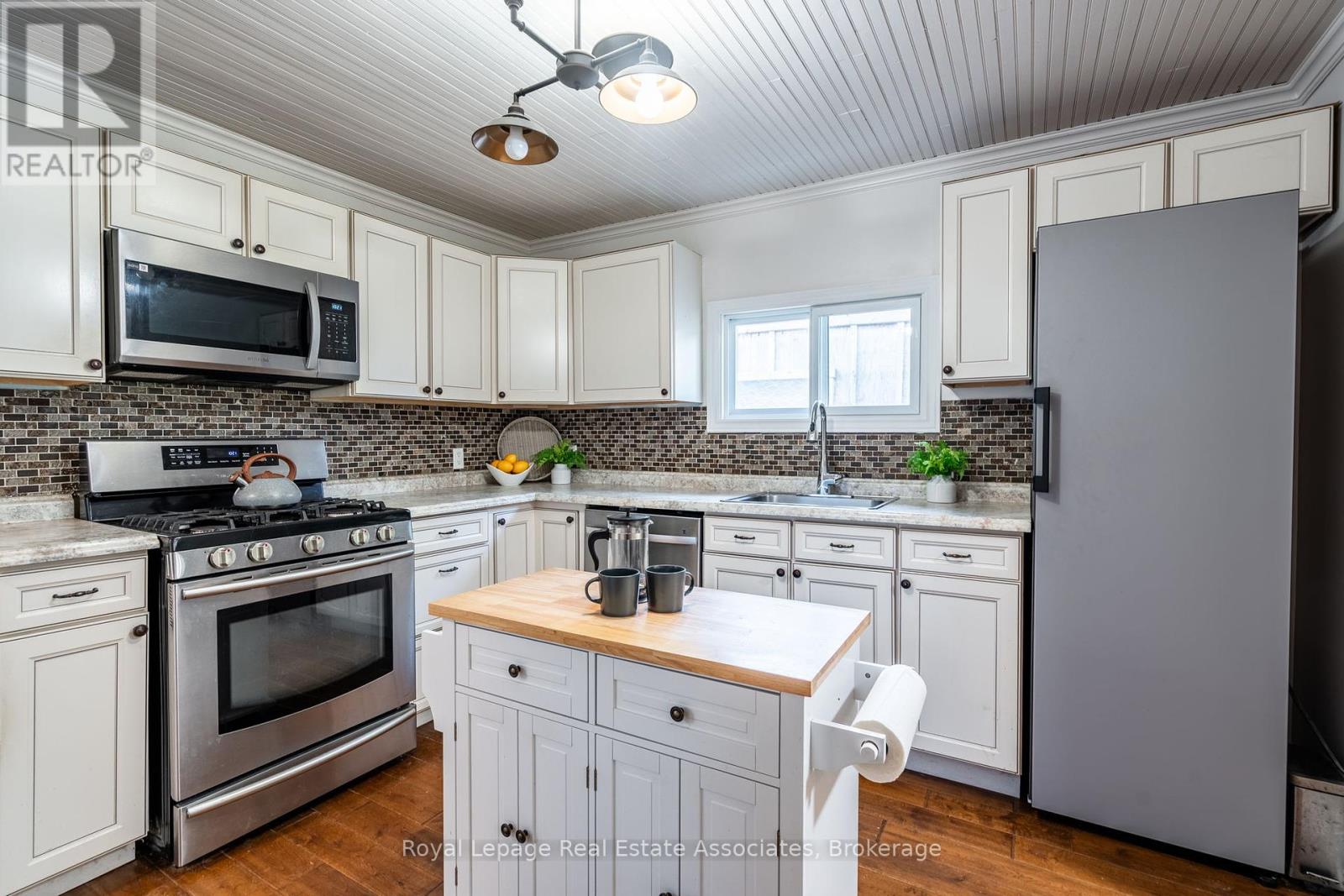 110 Derby Road, Fort Erie, Ontario  L0S 1B0 - Photo 15 - X12423630