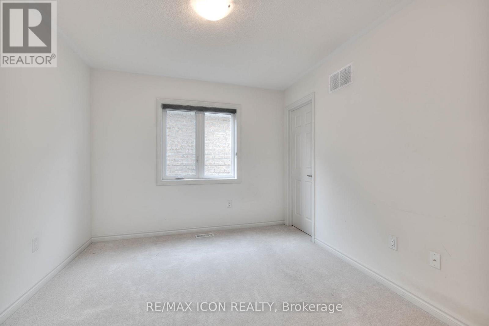 43 Dass Drive W, Centre Wellington, Ontario  N1M 0H9 - Photo 26 - X12423655