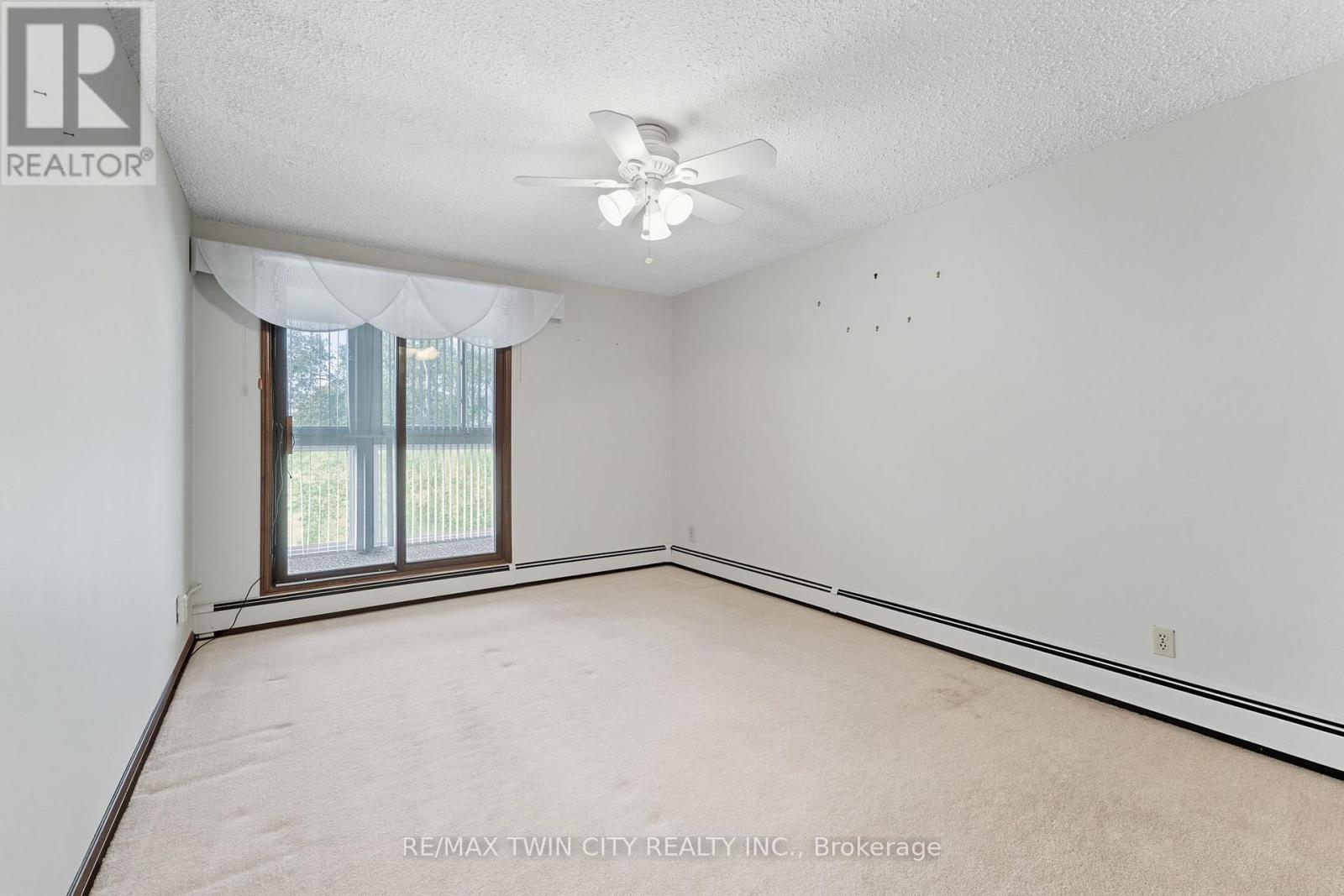 305 - 400 Champlain Boulevard, Cambridge, Ontario  N1R 7J6 - Photo 15 - X12423679