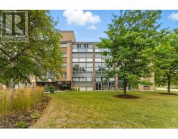 305 - 400 CHAMPLAIN BOULEVARD, Cambridge, Ontario