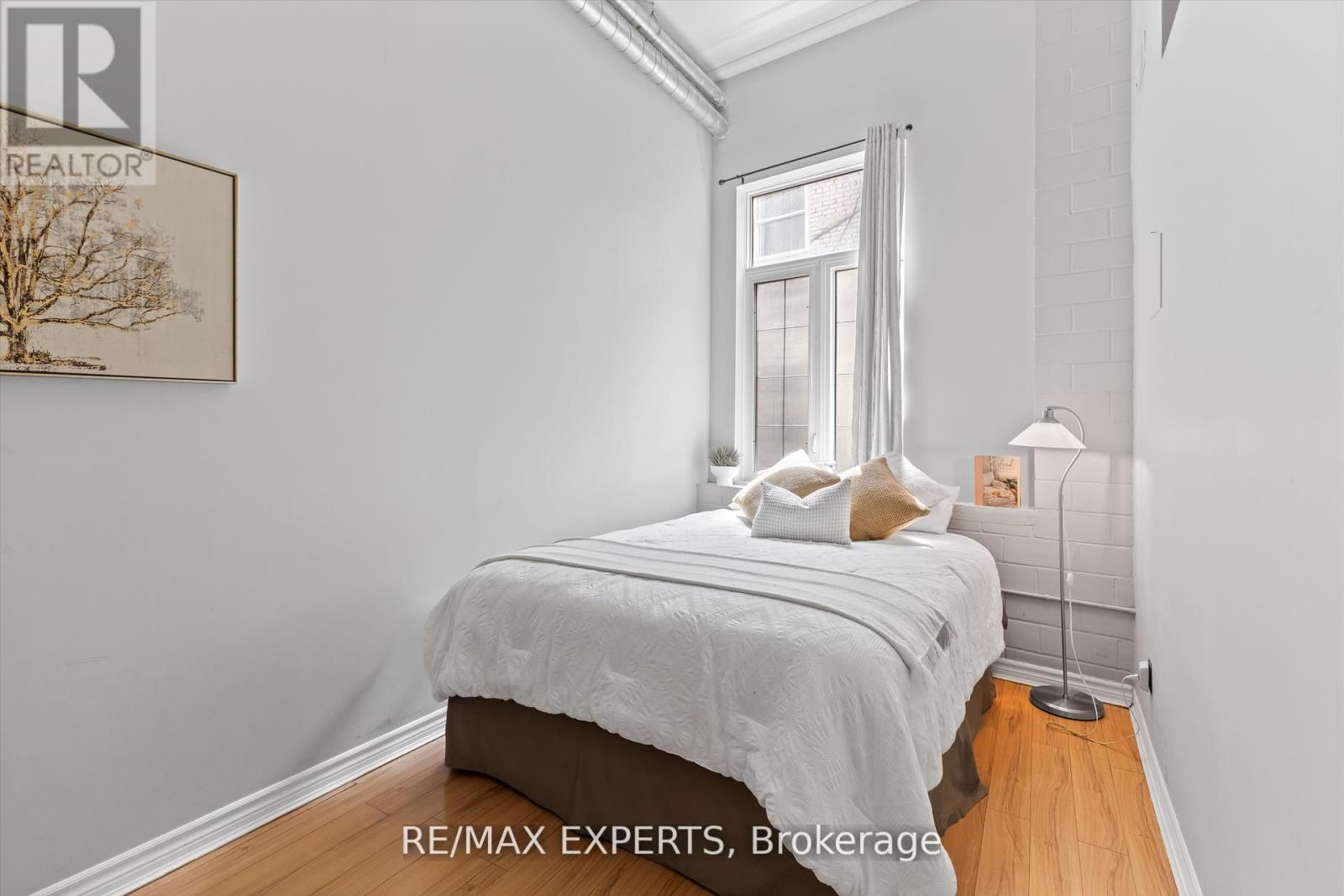 212 - 80 King William Street, Hamilton, Ontario  L8R 0A1 - Photo 17 - X12423682