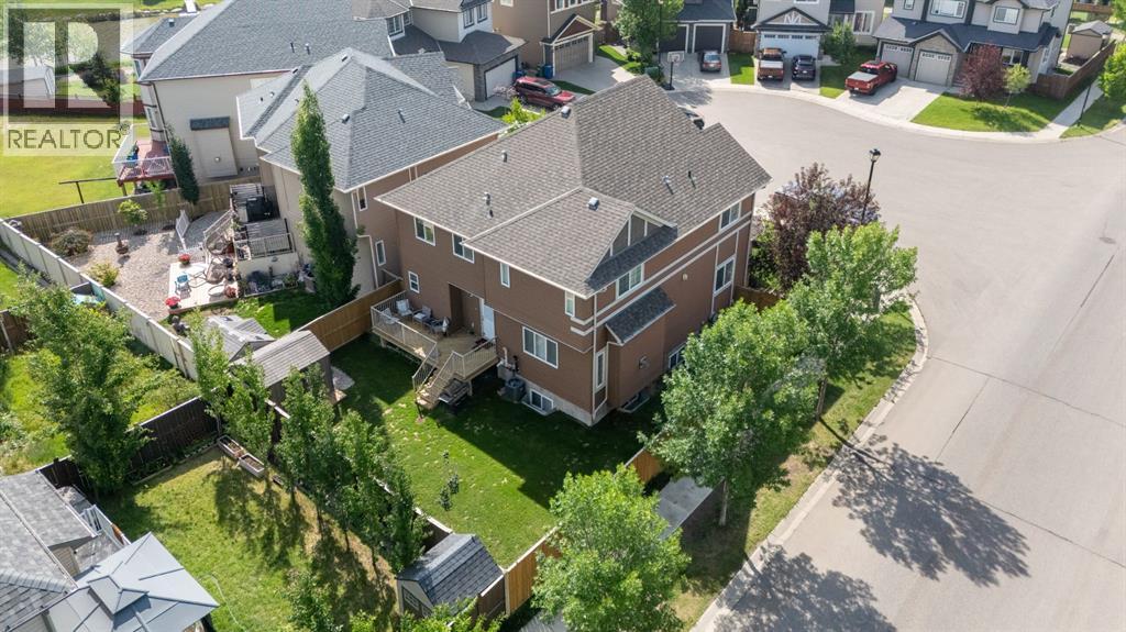 30 Baywater Cape Sw, Airdrie, Alberta  T4B 0B3 - Photo 3 - A2218370