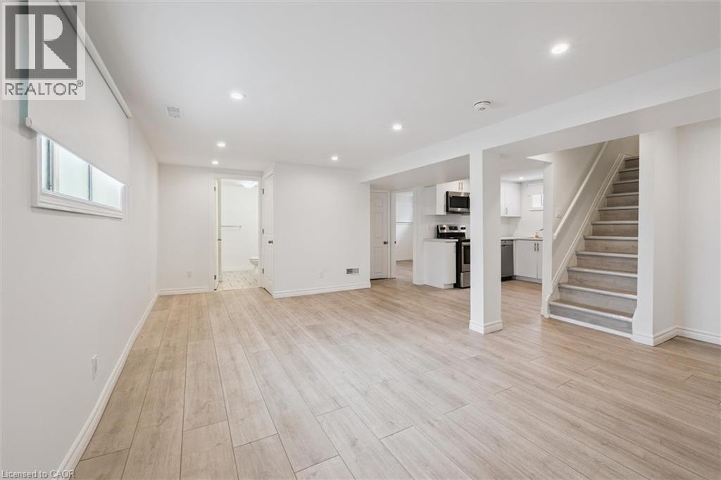 267 Kingswood Drive Unit# Lower, Kitchener, Ontario  N2E 1S1 - Photo 2 - 40745499