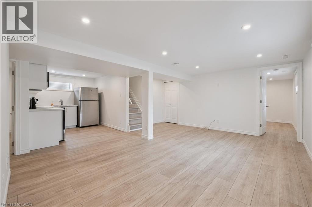 267 Kingswood Drive Unit# Lower, Kitchener, Ontario  N2E 1S1 - Photo 3 - 40745499