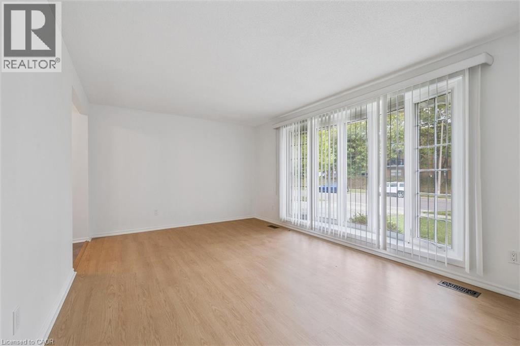 267 Kingswood Drive Unit# Upper, Kitchener, Ontario  N2E 1S1 - Photo 3 - 40745528