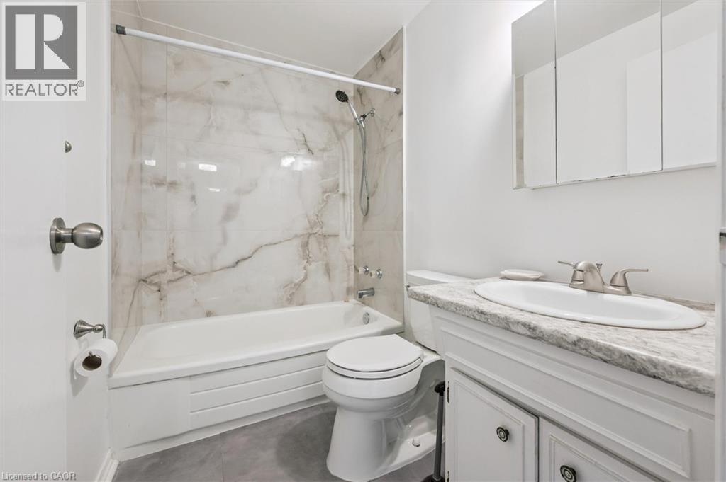 267 Kingswood Drive Unit# Upper, Kitchener, Ontario  N2E 1S1 - Photo 18 - 40745528