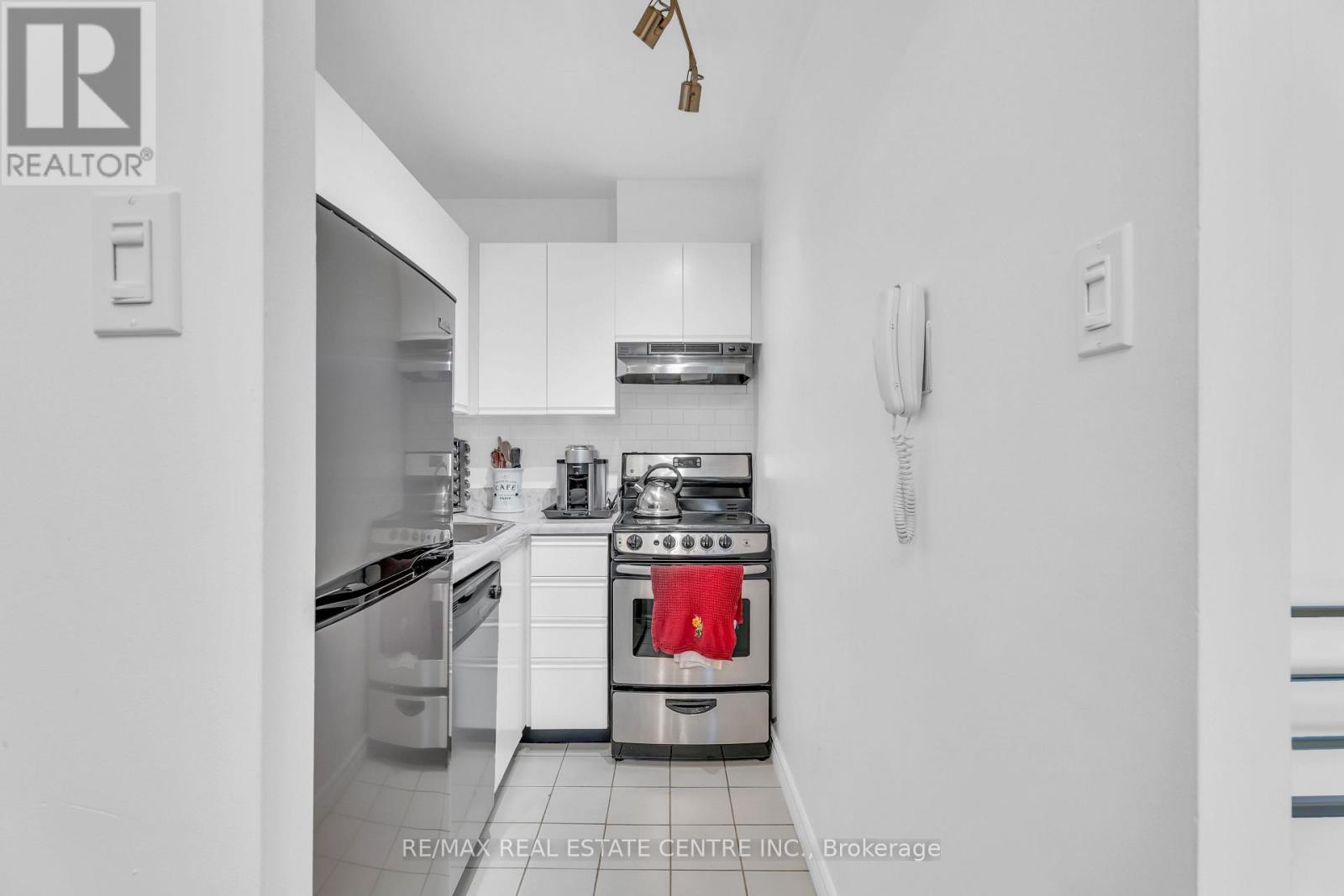 2504 - 55 Centre Avenue, Toronto, Ontario  M5G 2H5 - Photo 21 - C12423706