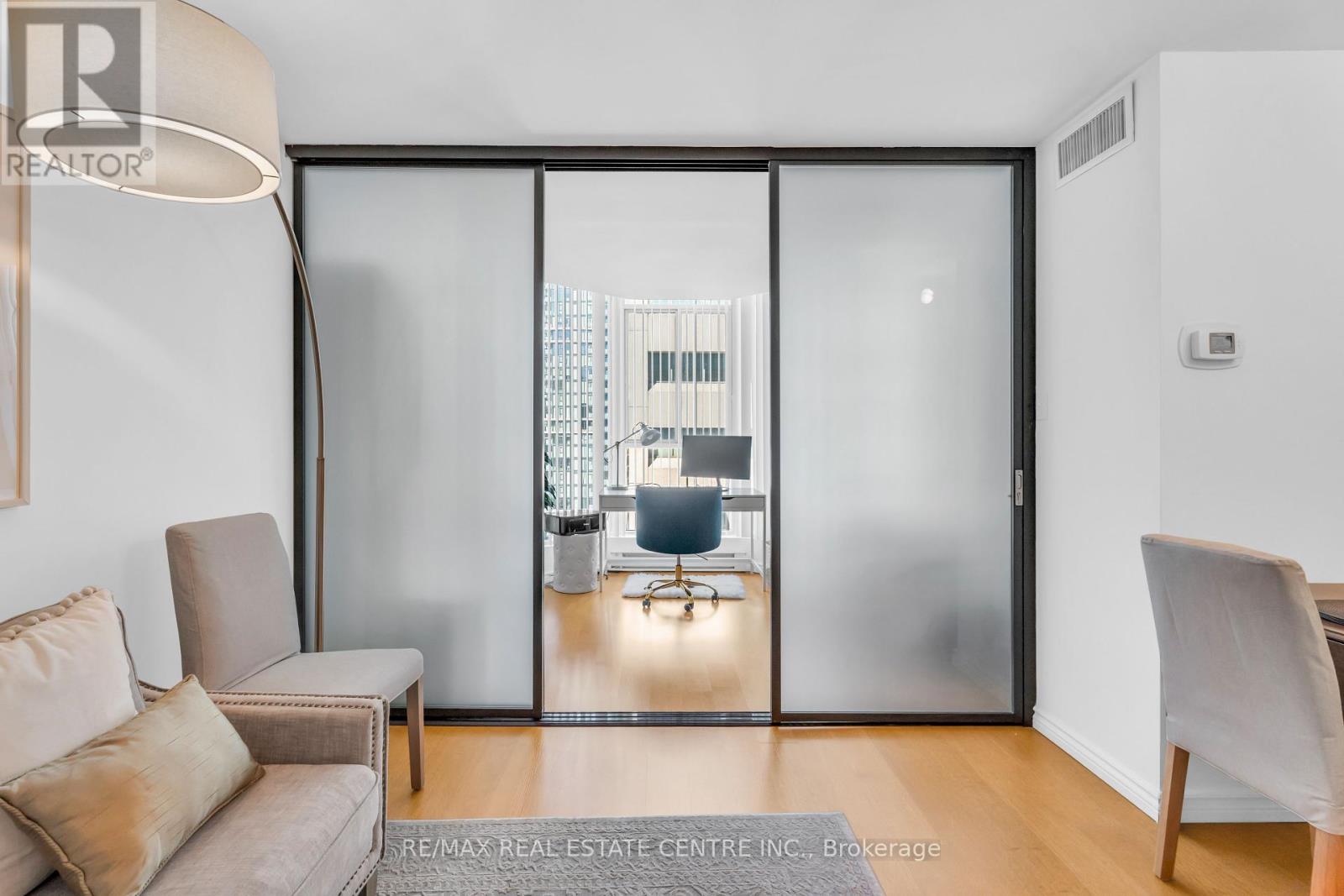 2504 - 55 Centre Avenue, Toronto, Ontario  M5G 2H5 - Photo 25 - C12423706