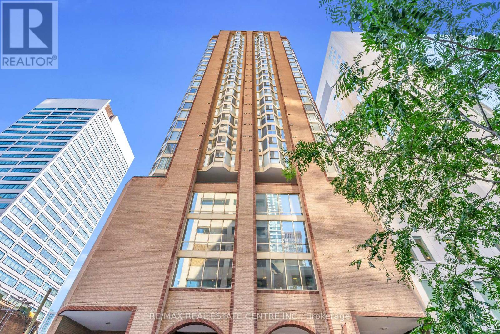 2504 - 55 Centre Avenue, Toronto, Ontario  M5G 2H5 - Photo 3 - C12423706