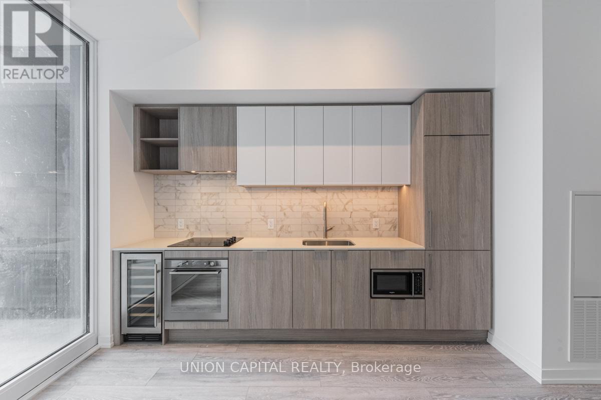 901 - 2020 Bathurst Street, Toronto, Ontario  M5P 0A6 - Photo 15 - C12423754