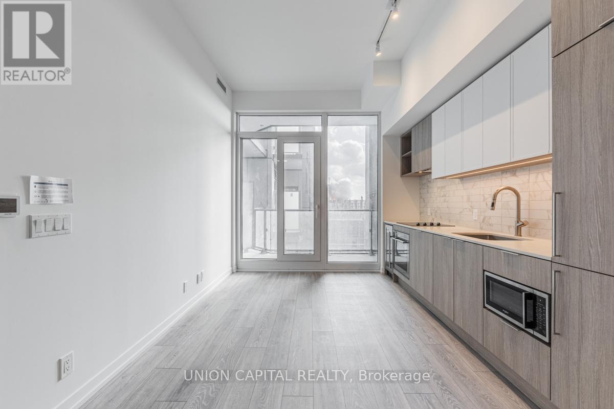 901 - 2020 Bathurst Street, Toronto, Ontario  M5P 0A6 - Photo 5 - C12423754