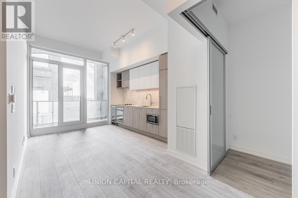 901 - 2020 Bathurst Street, Toronto, Ontario  M5P 0A6 - Photo 7 - C12423754