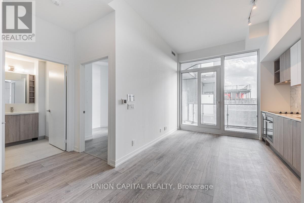 901 - 2020 Bathurst Street, Toronto, Ontario  M5P 0A6 - Photo 8 - C12423754