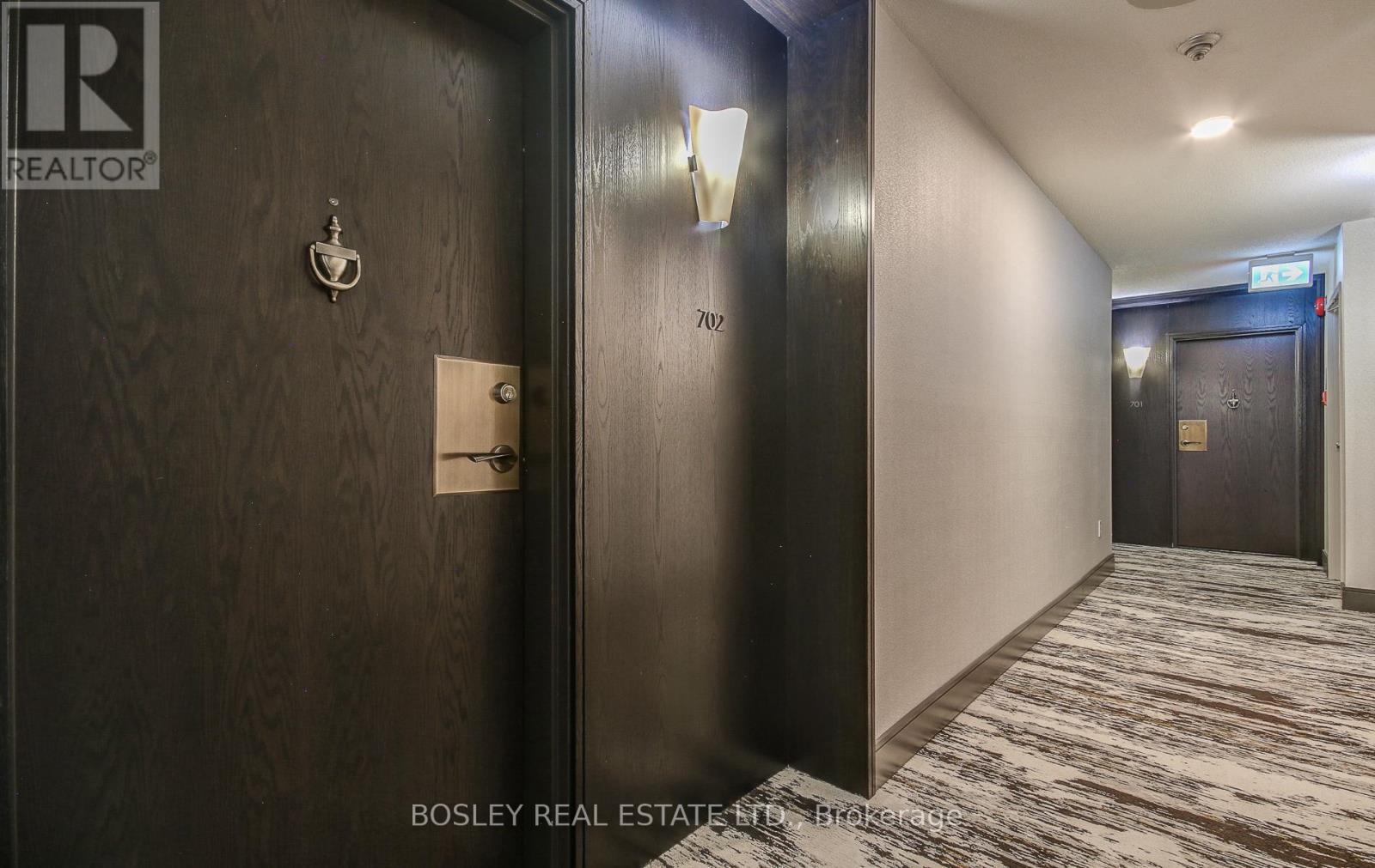 702 - 62 Wellesley Street W, Toronto, Ontario  M5S 2X3 - Photo 3 - C12423758
