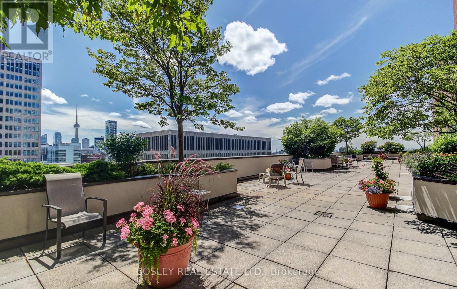 702 - 62 Wellesley Street W, Toronto, Ontario  M5S 2X3 - Photo 37 - C12423758
