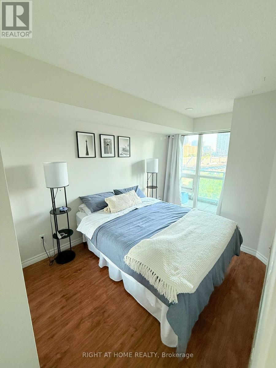 809 - 18 Yonge Street, Toronto, Ontario  M5E 1Z8 - Photo 14 - C12423809