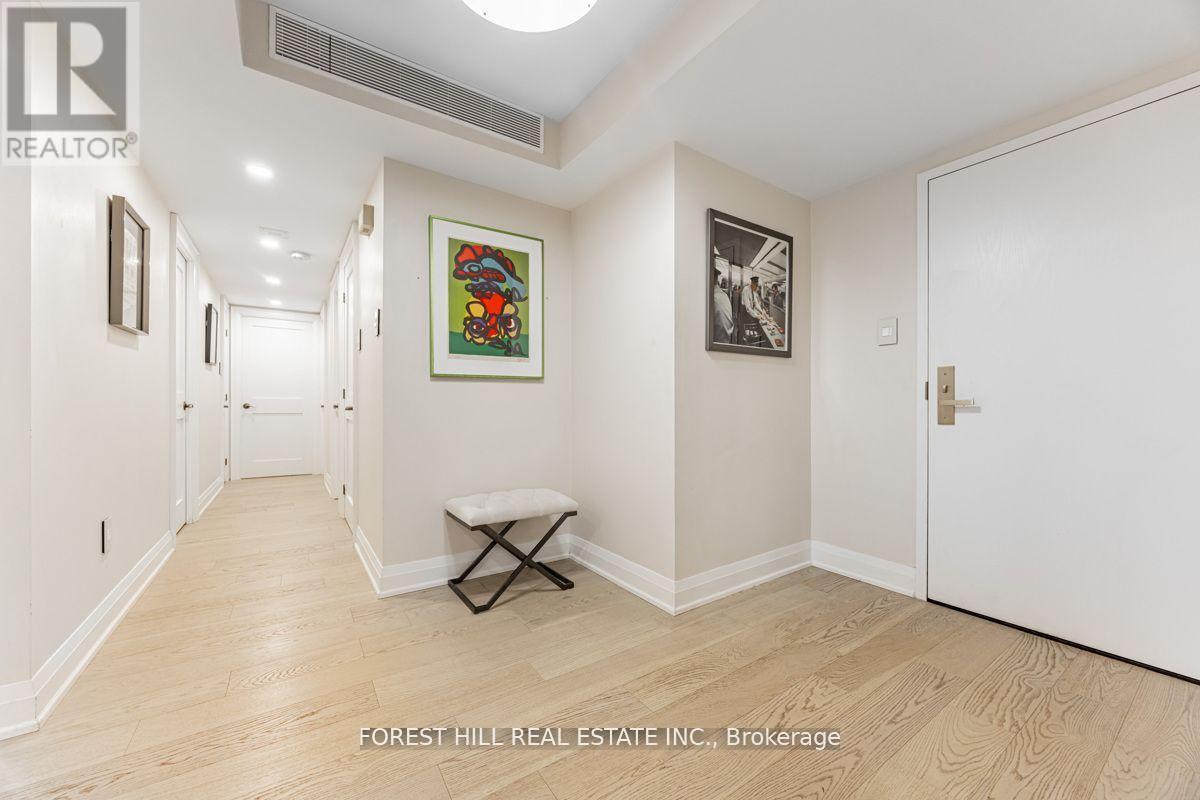 201 - 900 Yonge Street, Toronto, Ontario  M4W 3P5 - Photo 3 - C12423821