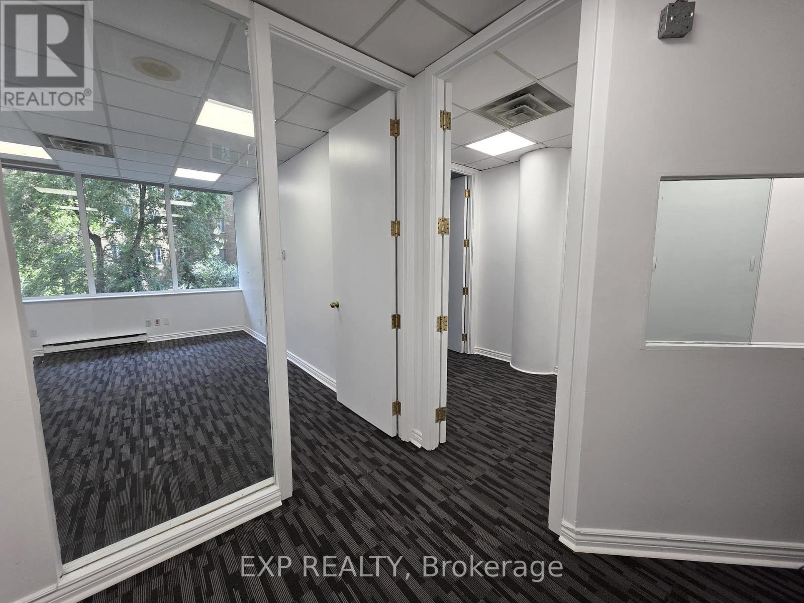320 - 1033 Bay Street, Toronto (Bay Street Corridor), Ontario  M5S 3A5 - Photo 3 - C12423845
