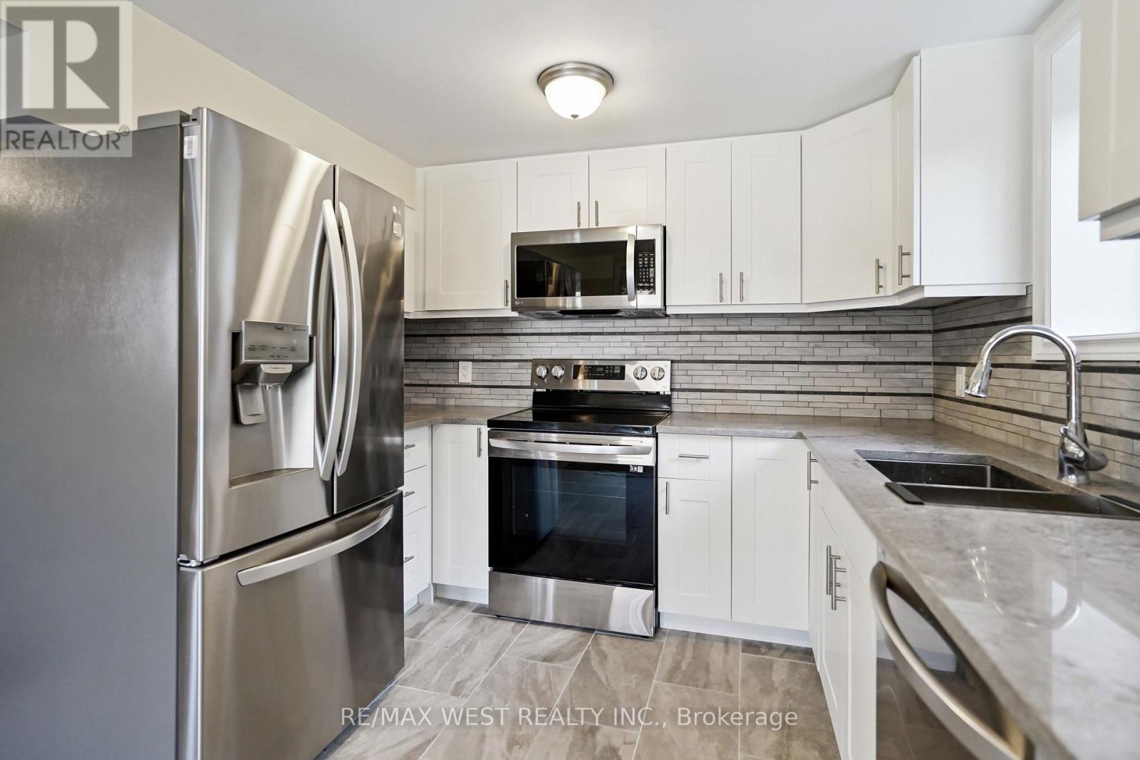 196 Millburn Drive, Clarington, Ontario  L1C 5M1 - Photo 9 - E12423872