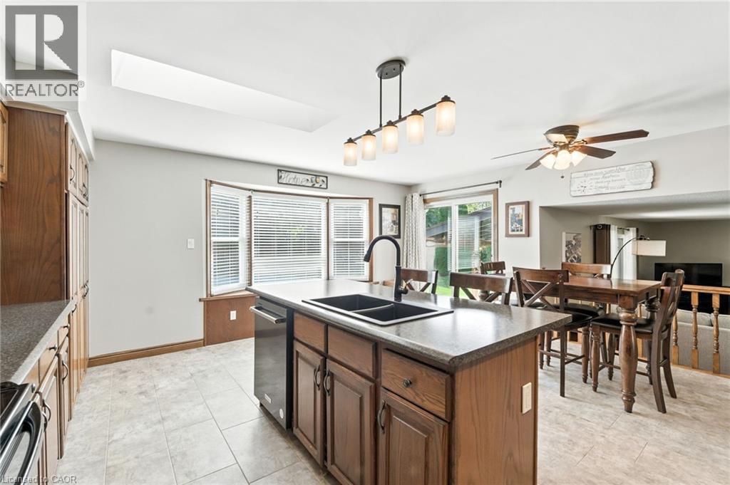 7022 York Drive, Niagara Falls, Ontario  L2E 7A3 - Photo 13 - 40769381