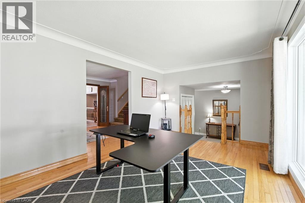 7022 York Drive, Niagara Falls, Ontario  L2E 7A3 - Photo 6 - 40769381