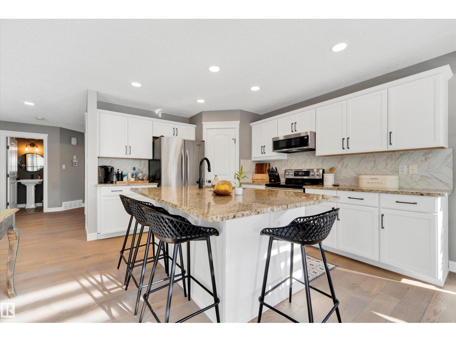 17437 5a Av Sw, Edmonton, Alberta  T6W 2E3 - Photo 8 - E4457189