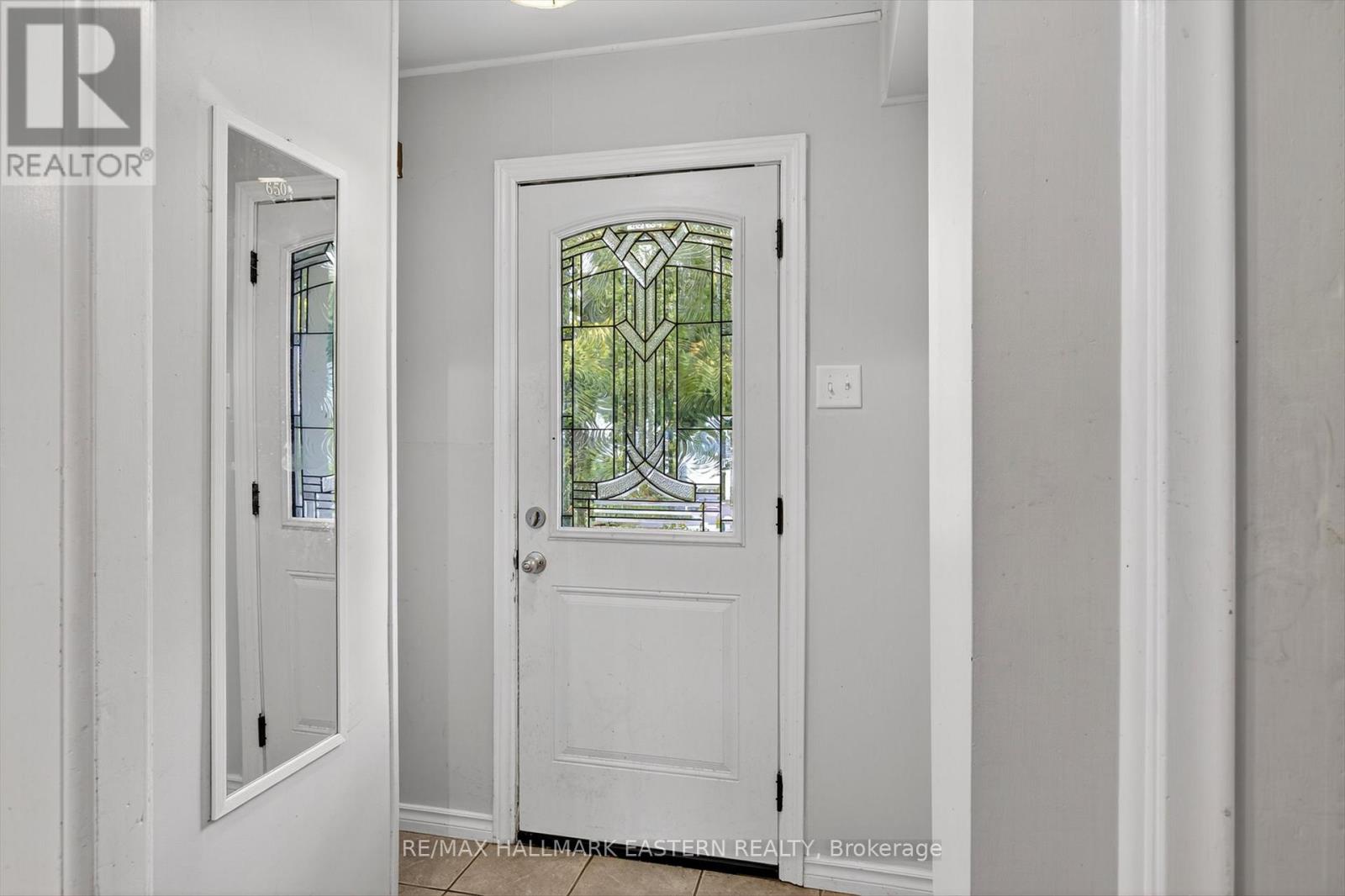 650 Bolivar Street, Peterborough, Ontario  K9J 4S2 - Photo 4 - X12423886