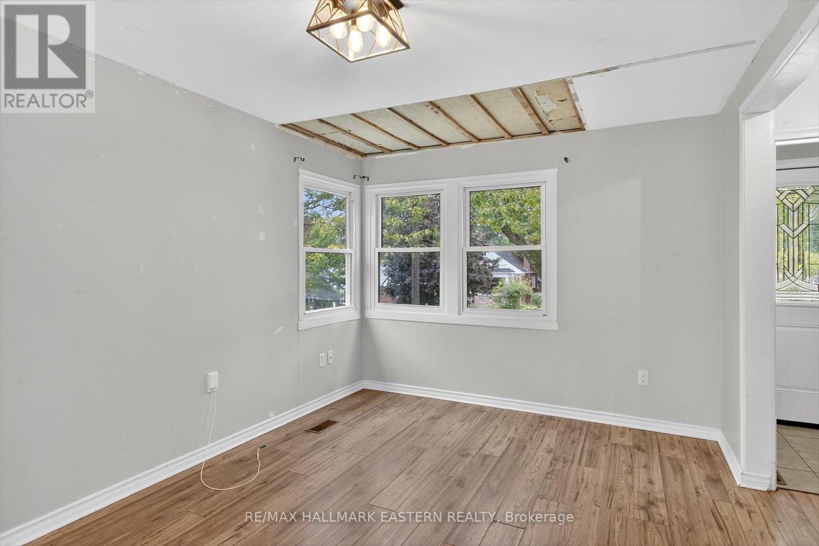 650 Bolivar Street, Peterborough, Ontario  K9J 4S2 - Photo 8 - X12423886