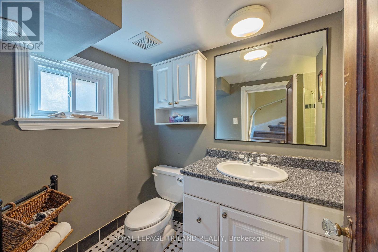 176 Devonshire Avenue, London South, Ontario  N6C 2J1 - Photo 27 - X12423883