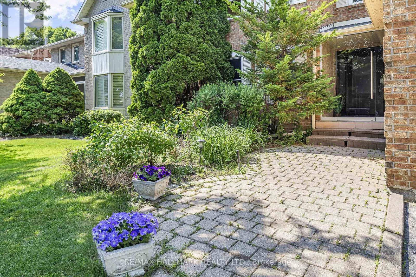 48 Lambert Road, Markham (Thornlea), Ontario  L3T 7E3 - Photo 2 - N12423728