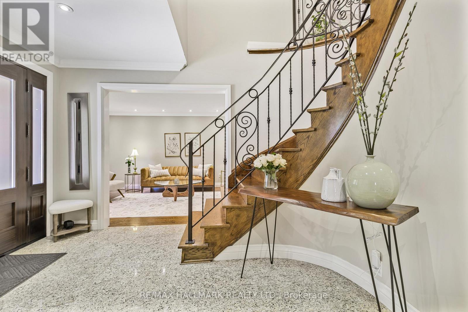 48 Lambert Road, Markham (Thornlea), Ontario  L3T 7E3 - Photo 4 - N12423728