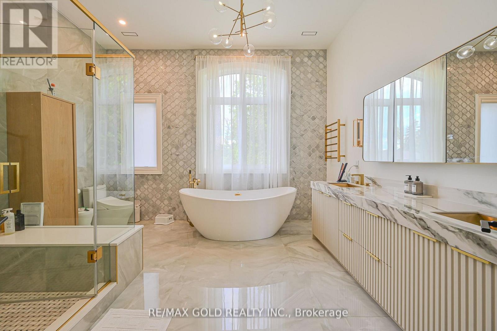 48 Sylvadene Parkway, Vaughan, Ontario  L4L 2M6 - Photo 26 - N12423773