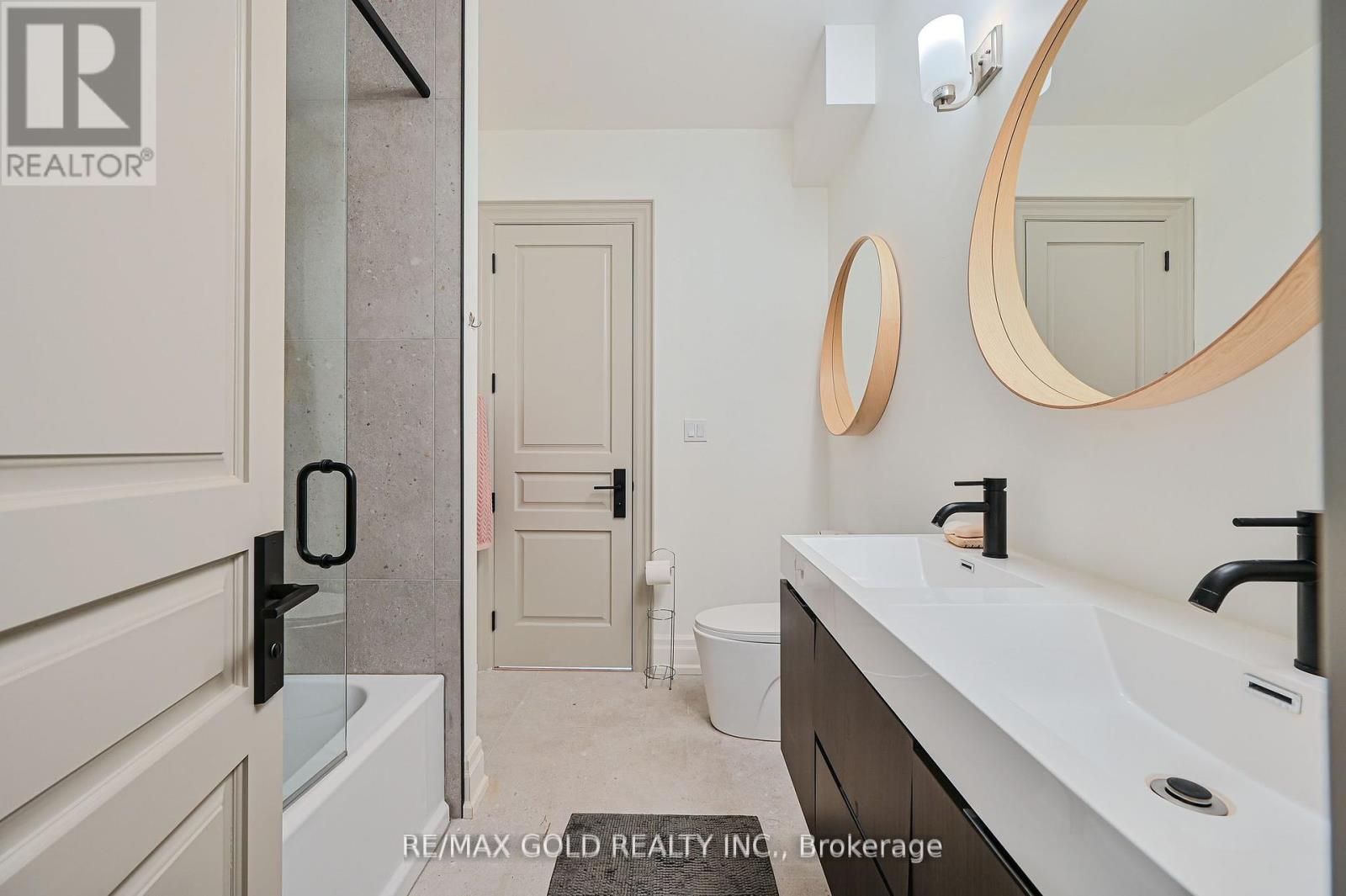 48 Sylvadene Parkway, Vaughan, Ontario  L4L 2M6 - Photo 42 - N12423773