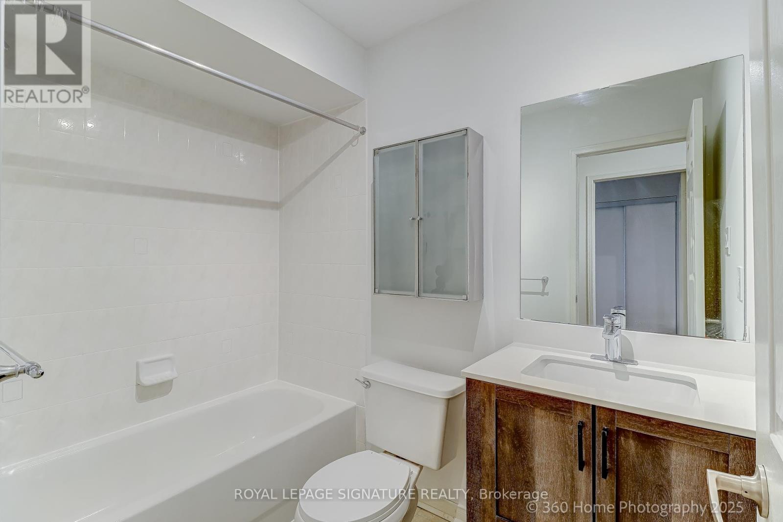 135 Kelso Crescent, Vaughan (Maple), Ontario  L6A 2K7 - Photo 26 - N12423781