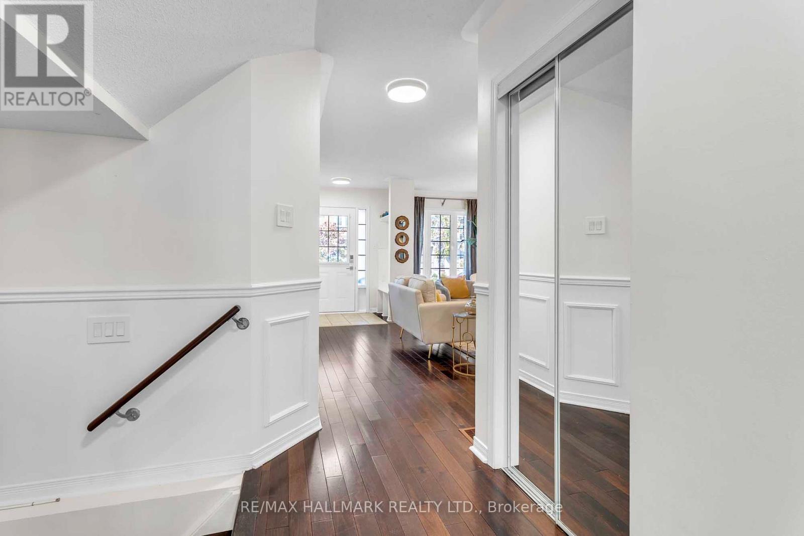 56 Westcliffe Crescent, Richmond Hill, Ontario  L4E 0S2 - Photo 15 - N12423813