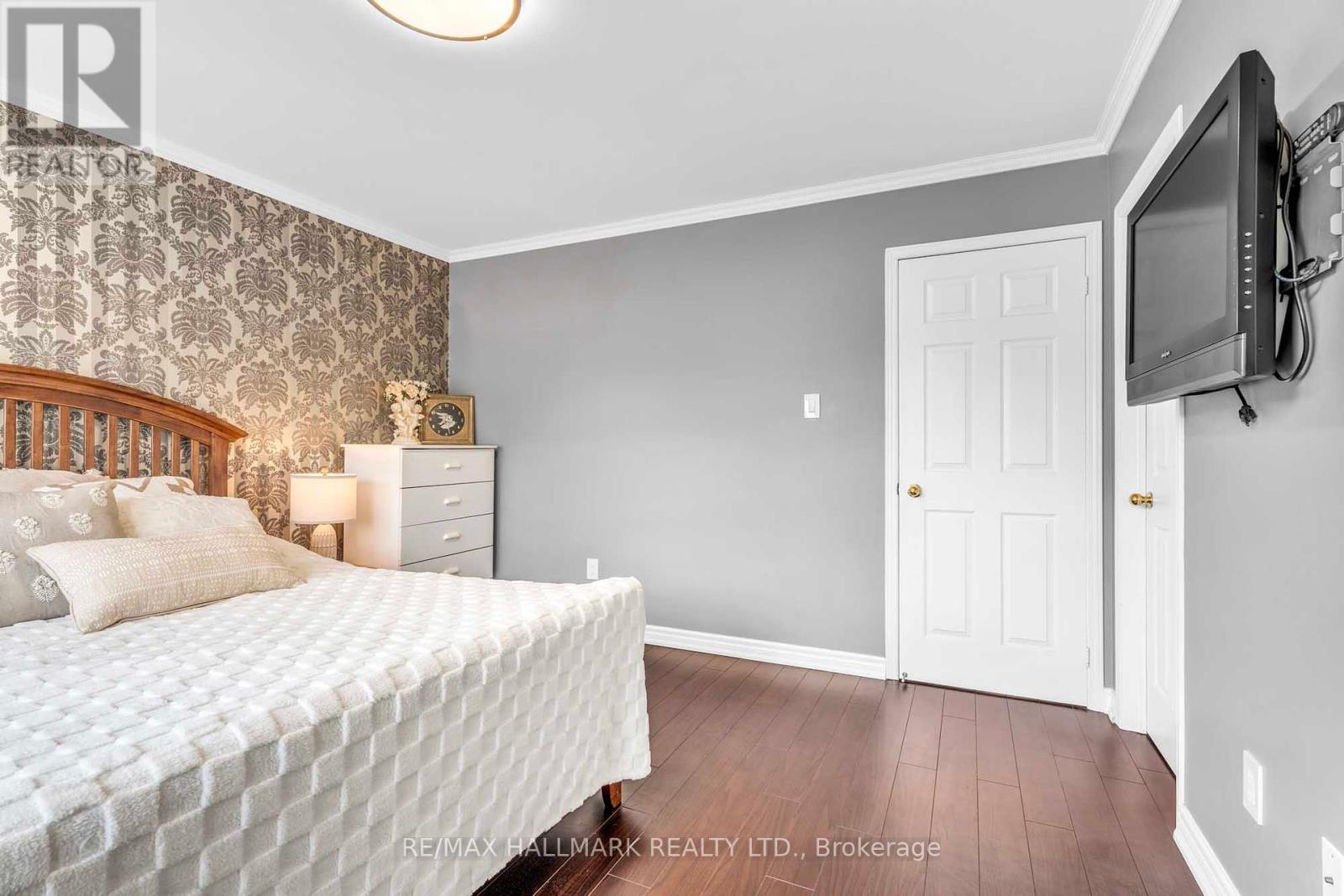 56 Westcliffe Crescent, Richmond Hill, Ontario  L4E 0S2 - Photo 22 - N12423813