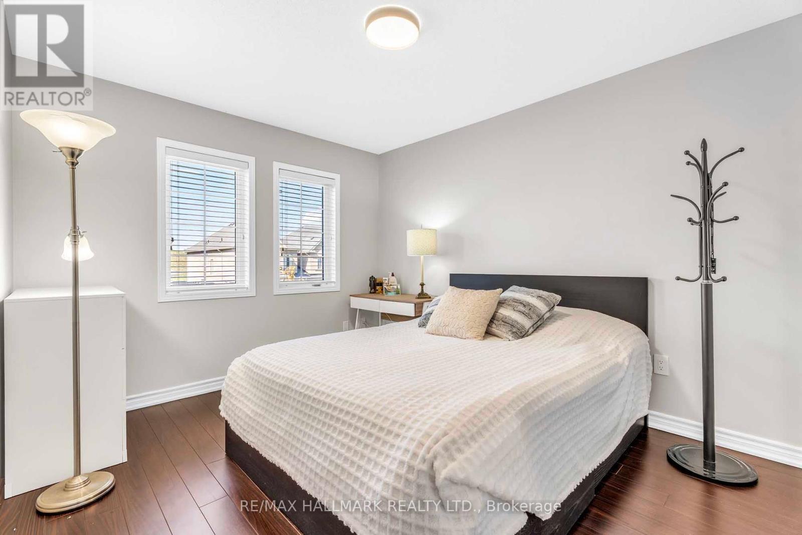 56 Westcliffe Crescent, Richmond Hill, Ontario  L4E 0S2 - Photo 28 - N12423813